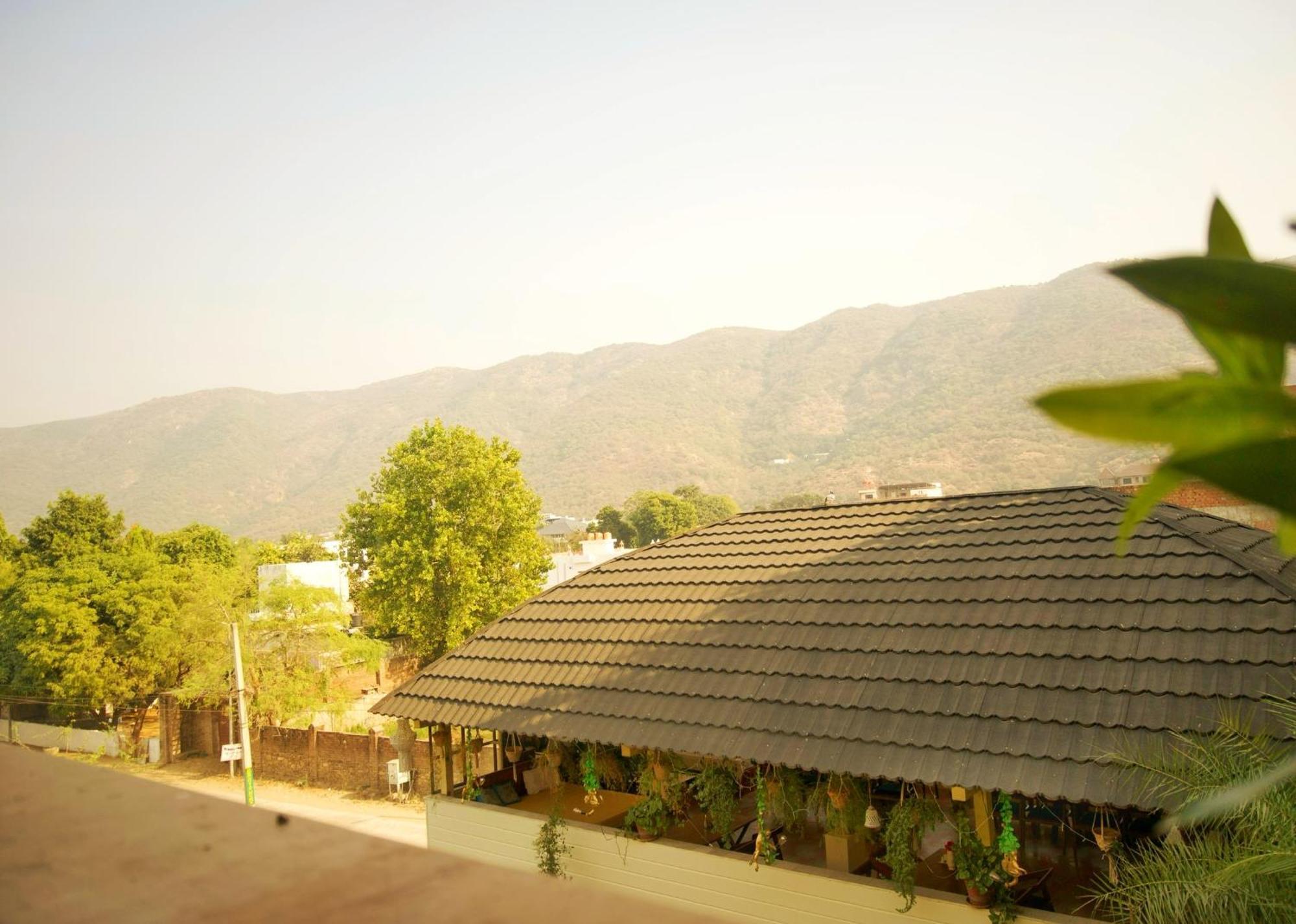 Hotel Pushkar Mountain Exterior foto